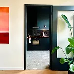 Διαμέρισμα Atelier Noe Noir - Kunstvoll Wohnen - Wunderbares Fruehstueck Moeglich - Ruhig Und Nah Am Zentrum - *