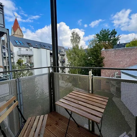 Apartamento Atelier Noé Noir - Kunstvoll Wohnen - Wunderbares Frühstück Möglich - Ruhig Und Nah Am Zentrum - Chemnitz