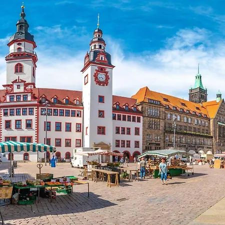 Atelier Noé Noir - Kunstvoll Wohnen - Wunderbares Frühstück Möglich - Ruhig Und Nah Am Zentrum - Apartamento Chemnitz