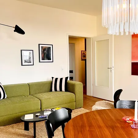 Atelier Noé Noir - Kunstvoll Wohnen - Wunderbares Frühstück Möglich - Ruhig Und Nah Am Zentrum - Apartamento Chemnitz