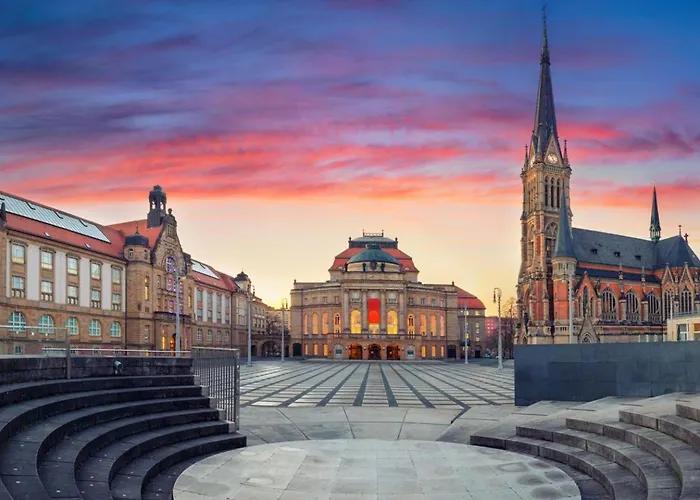 Atelier Noe Noir - Kunstvoll Wohnen - Wunderbares Fruehstueck Moeglich - Ruhig Und Nah Am Zentrum - Διαμέρισμα