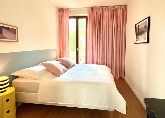 Atelier Noe Noir - Kunstvoll Wohnen - Wunderbares Fruehstueck Moeglich - Ruhig Und Nah Am Zentrum - *