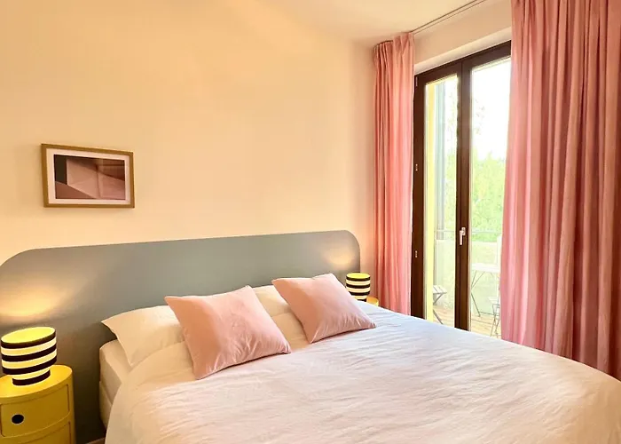 Atelier Noe Noir - Kunstvoll Wohnen - Wunderbares Fruehstueck Moeglich - Ruhig Und Nah Am Zentrum -